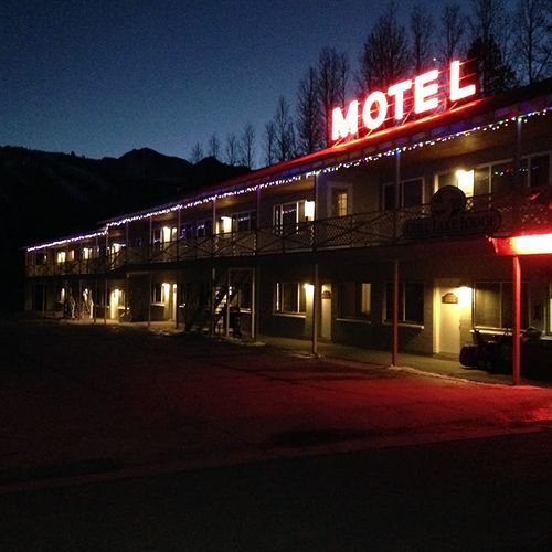 Gull Motel June Lake